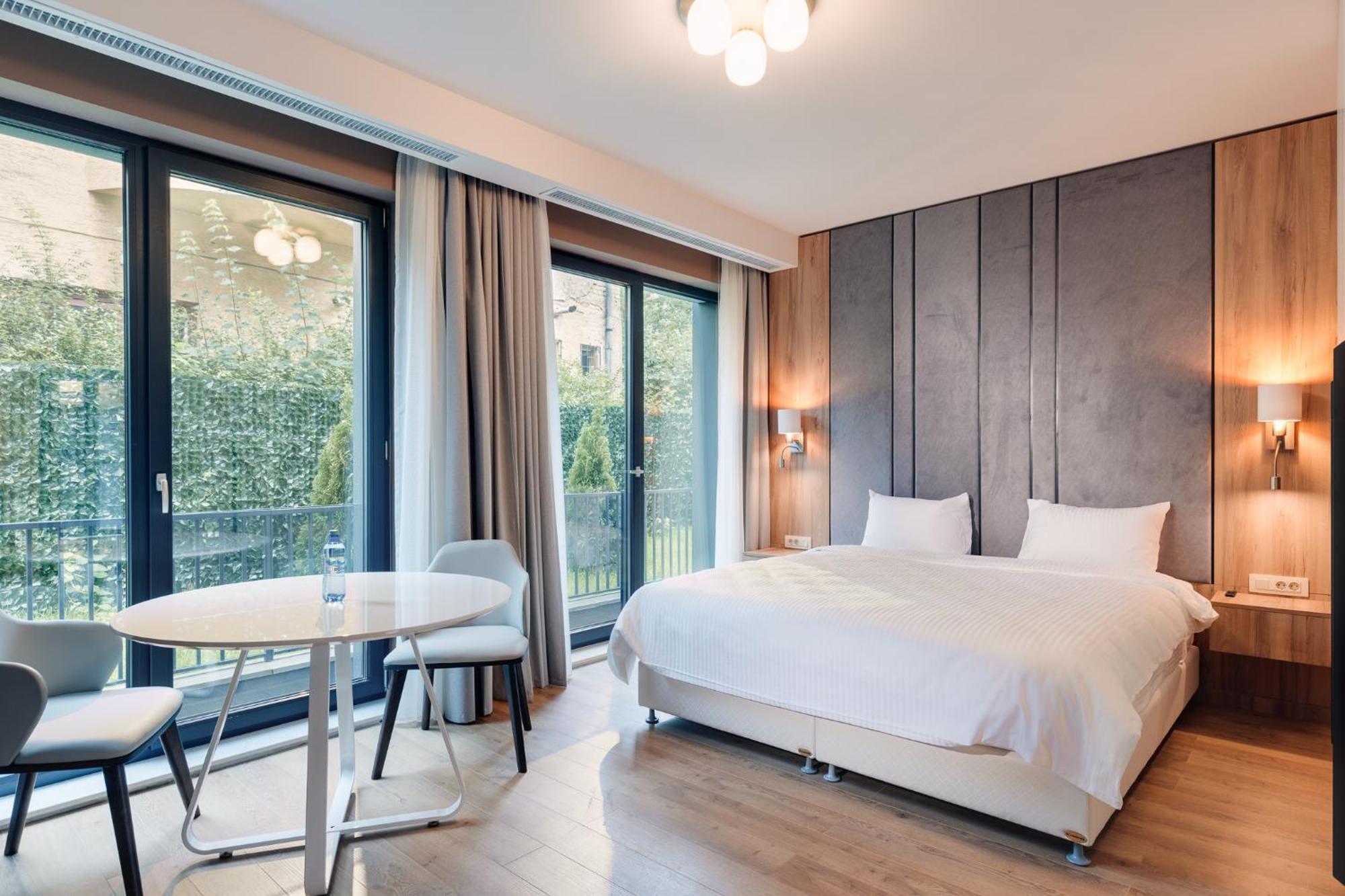 Syndicate Lodging Aparthotel Cluj-Napoca Værelse billede